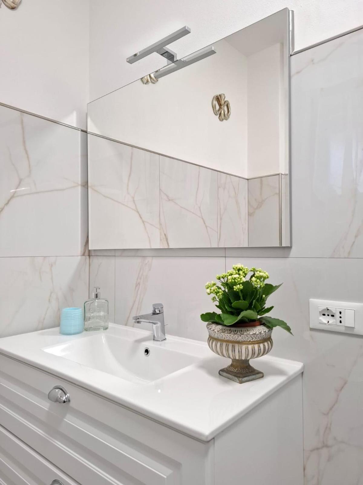 Casa Del Sole Apartments With Garden Marina Di Pisa Ngoại thất bức ảnh